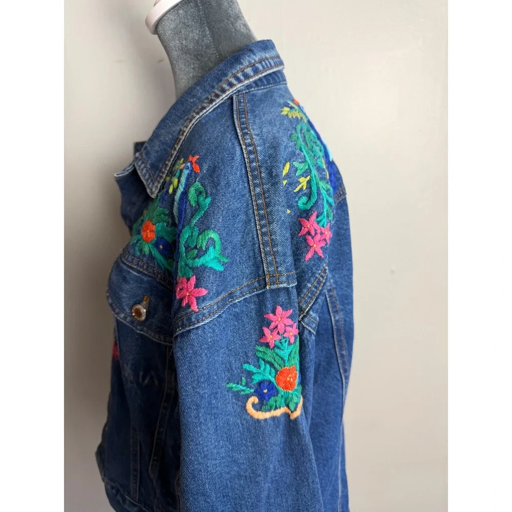 Vintage Embroidered Denim Jacket festival Peacock‎ Floral Boho Trucker hippie M